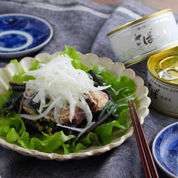 高級なサバ缶のサラダ