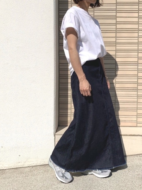 スニーカー スカートが大人可愛い きれいめカジュアルが叶う夏コーデ50選 Folk