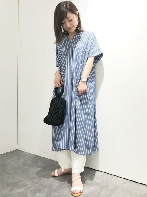 白サンダルコーデ特集 おしゃれさんが実践するトレンドスタイルを参考にしよう Folk 白サンダルコーデ特集 おしゃれさんが実践するトレンドスタイルを参考にしよう Folk
