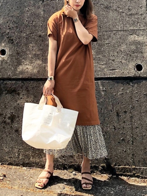 レオパードスカートの夏コーデ50選 おしゃれ上級者の着こなし術を大公開 Folk