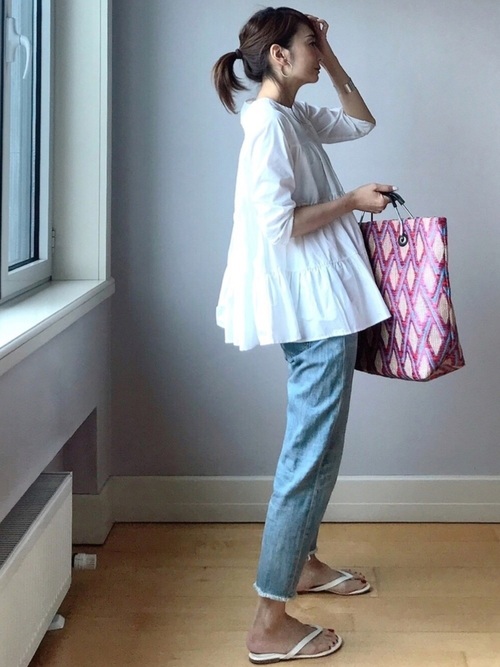 白サンダルコーデ特集 おしゃれさんが実践するトレンドスタイルを参考にしよう Folk 白サンダルコーデ特集 おしゃれさんが実践するトレンドスタイルを参考にしよう Folk