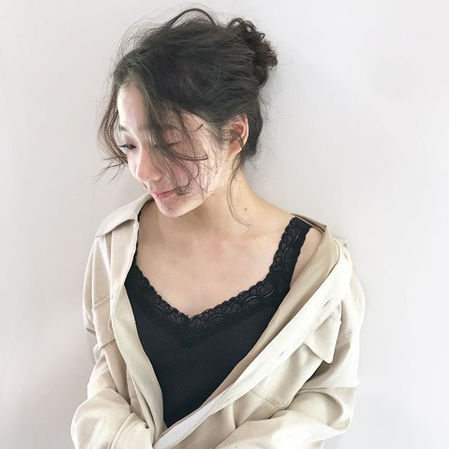 面長さんにおすすめのミディアムヘアアレンジ３