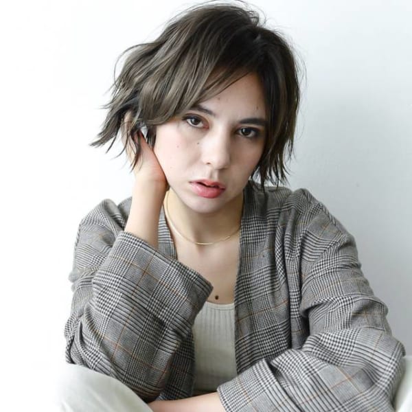 ニュアンスパーマで大人のモテ髪 ナチュラルな色っぽさを演出するヘアスタイル Folk