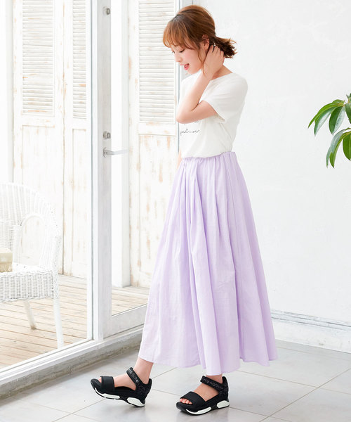 スポーツサンダルの大人女子コーデ特集 ファッションをおしゃれにカジュアルダウン Folk