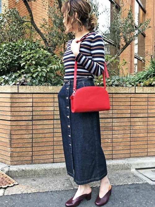 フロントボタンデニムタイトスカート