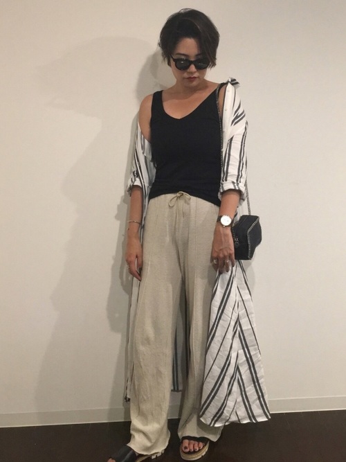 ワンピース×パンツのレイヤードコーデ１０