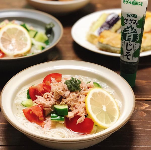 トマトとツナのぶっかけそうめん