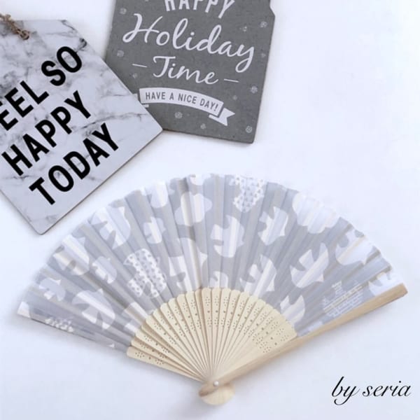 夏のエレガントな携帯品 高クオリティ ハイセンスな キャンドゥetc の扇子たち Folk