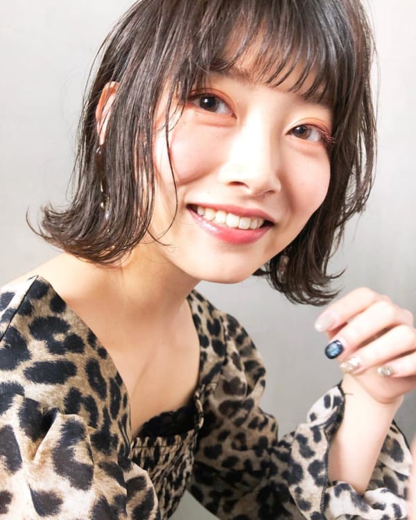 耳掛けショート・ボブ特集♪簡単アレンジでモテ髪スタイルを完成させて♡ folk