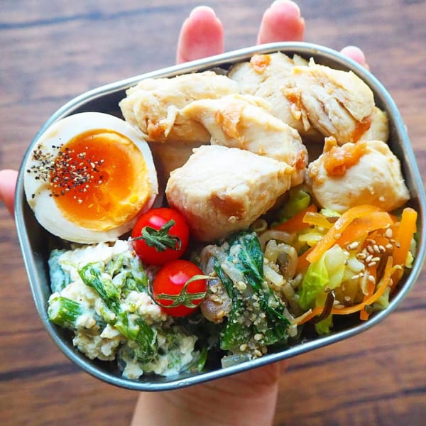小松菜ともやしのごま味噌和え