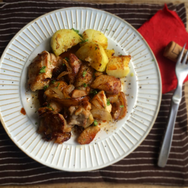 じゃがいもと!鶏の塩ガーリックバター醤油