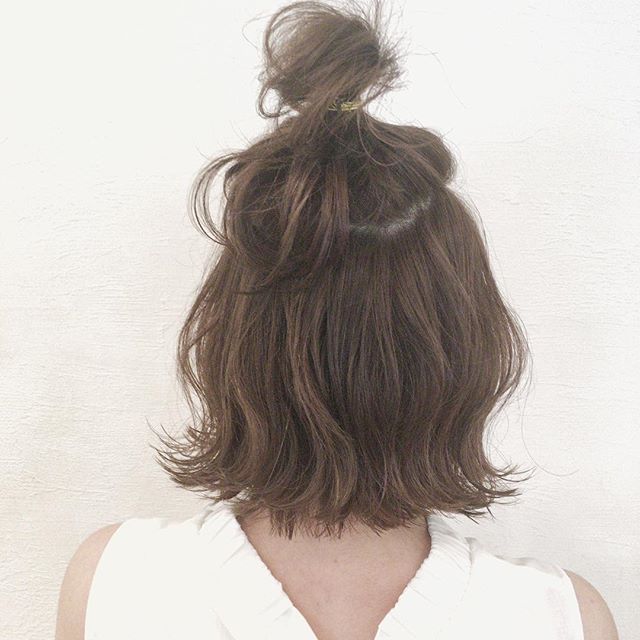 ショートボブ 外ハネ48選 忙しい朝も簡単アレンジで即おしゃれが叶う Folk ショートボブ 外ハネ48選 忙しい朝も簡単アレンジで即おしゃれが叶う Folk