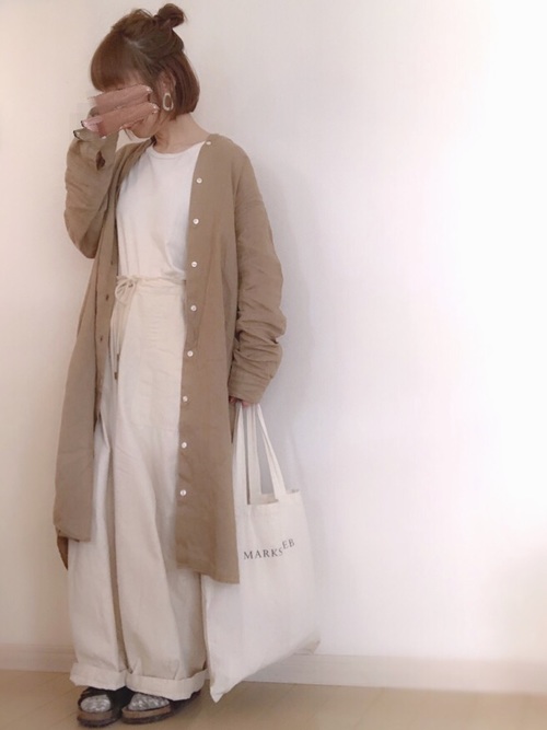 無印良品 コーデでナチュラルに シンプルだからこそ映えるおしゃれ術 Folk