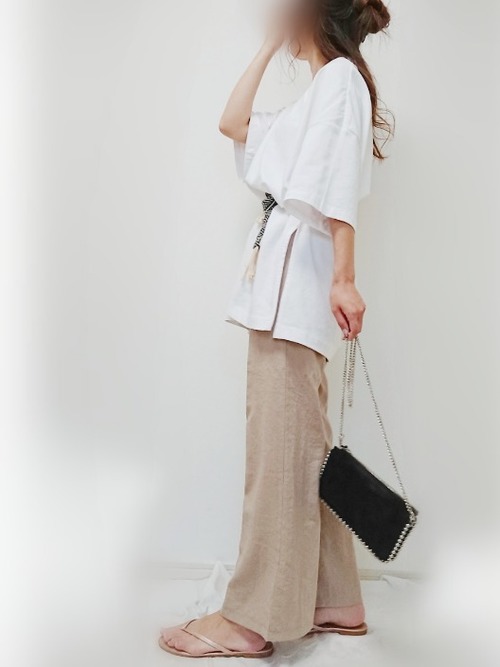 ゆったり派orぴったり派 ユニクロ 大人女子コーデでも着回せる2大トップス Folk