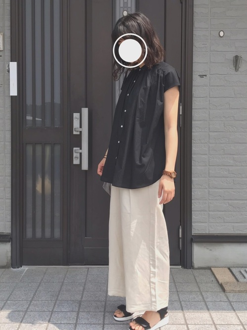 Gu の ゆったりパンツ でラフに過ごそう おしゃれ大人女子は足元から涼しく Folk