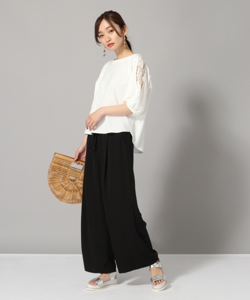 モードなコーデが楽しめる 大人も使えるjeanasisトップス10選 Folk