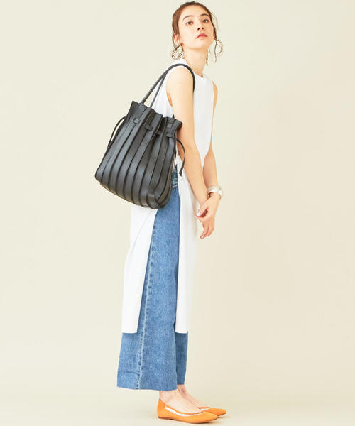 サイズ収納可バッグ レディースコーデ特集 通勤 デイリーに使える便利アイテム Folk