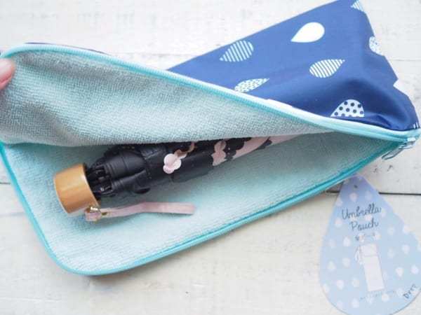 プチプラで使いやすい キャンドゥ 3coinsetc の雨対策グッズが優秀なんです Folk