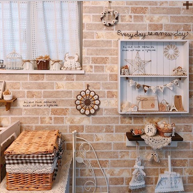 お洒落なお部屋からヒントを得て 壁紙にこだわって作るインテリア Folk