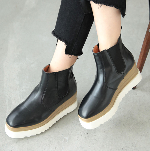 サイドゴアブーツコーデ特集 足元で周りと差を付ける大人女子のマストアイテム Folk