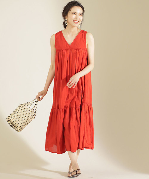 夏感ナンバー1のノースリーブワンピース カラー別の着こなし術 Folk 夏感ナンバー1のノースリーブワンピース カラー別の着こなし術 Folk