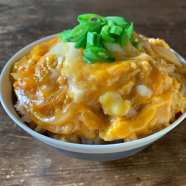 卵丼