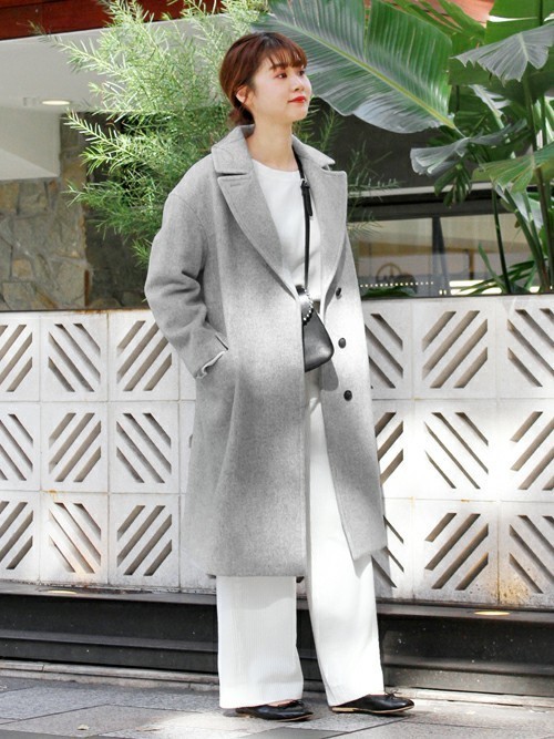 秋のグレーコーデ特集 合う色を組み合わせたおしゃれなレディースファッション Folk