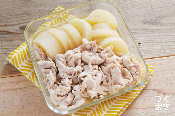 ほっりする豚肉と大根の優しい煮物弁当