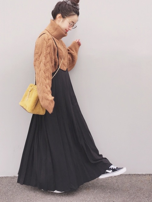 Guニットコーデ特集 大人女性におすすめの人気ファッションを色別にご紹介 Folk Guニットコーデ特集 大人女性におすすめの人気ファッションを色別にご紹介 Folk
