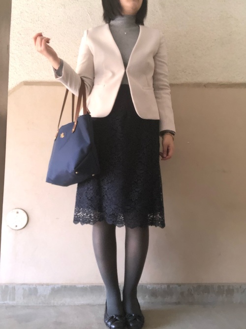 レーススカートの冬コーデ特集 大人のおしゃれな着こなしをカラー別に大公開 Folk