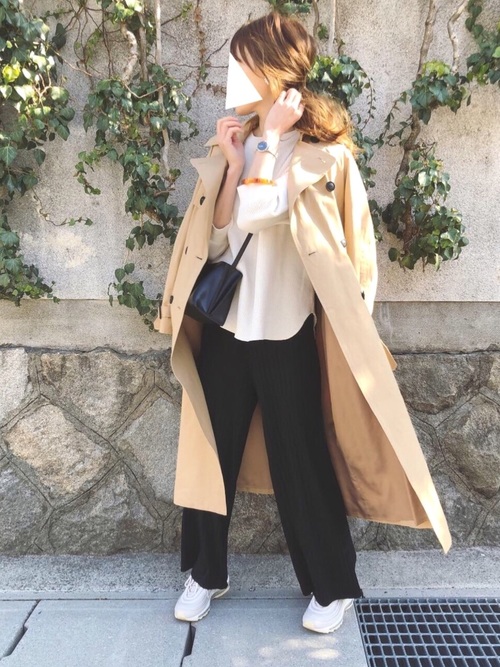 黒ワイドパンツの冬コーデ特集 靴 アウターのおしゃれな合わせ方をご紹介 Folk