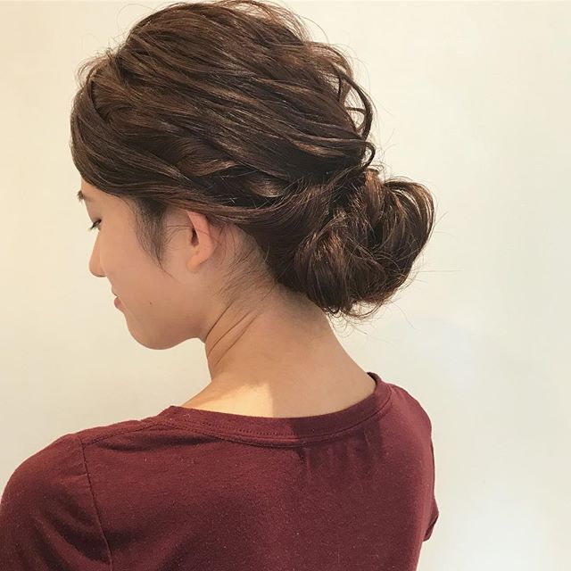 簡単まとめ髪27選 大人可愛いヘアアレンジで仕事中も休日もモテスタイル Folk