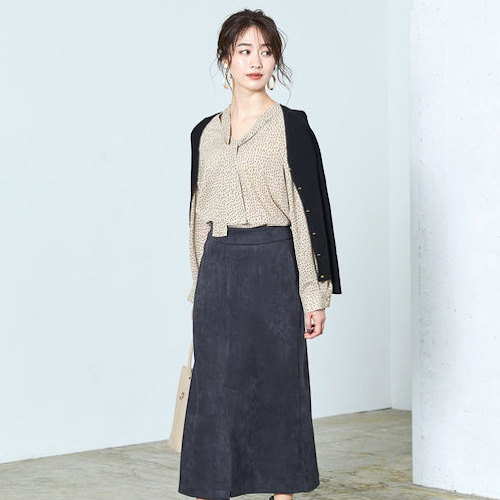 ロングタイトスカートの冬コーデ特集 カラー別 体型カバーも叶う着こなし術 Folk