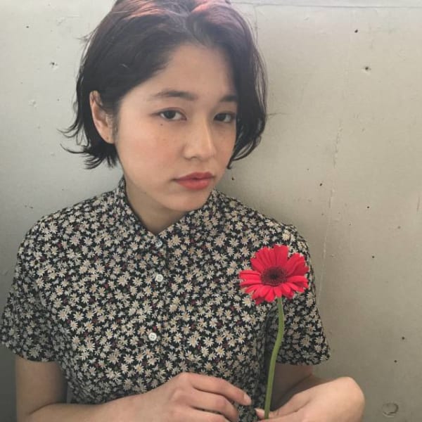 結婚式にも合う大人なシンプルボブアレンジ