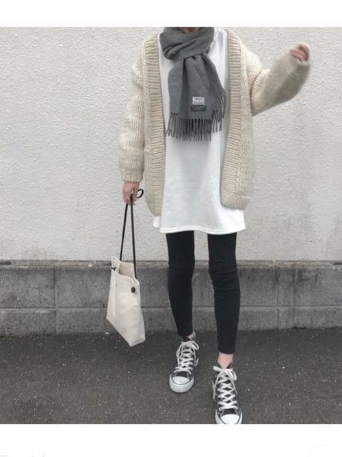 大阪 3月の服装24選 季節感を取り入れた大人女子の褒められコーデ Folk