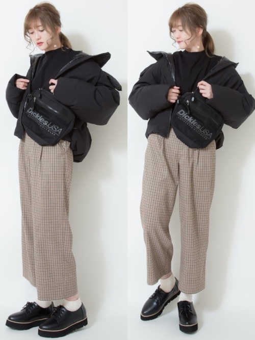 ユニクロ ライト パ デット パーカー