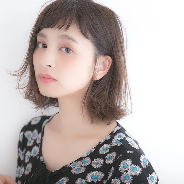 50代女性は大人可愛い ボブ がおすすめ 誰でも似合うおしゃれな髪型をご紹介 Folk