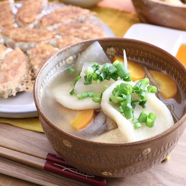 今日の夕飯は 餃子 気分 おすすめの付け合わせ料理を簡単に作ろう Folk
