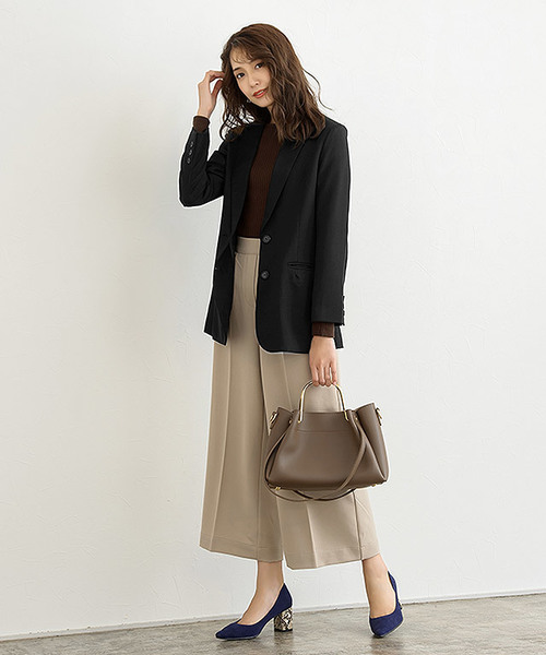 冬のオフィスカジュアルってどんな感じ 代女性の通勤コーデ特集 Folk