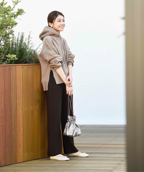 寒くてもゆったりしたコーデを！休日は大人のリラクシースタイルを楽し ...