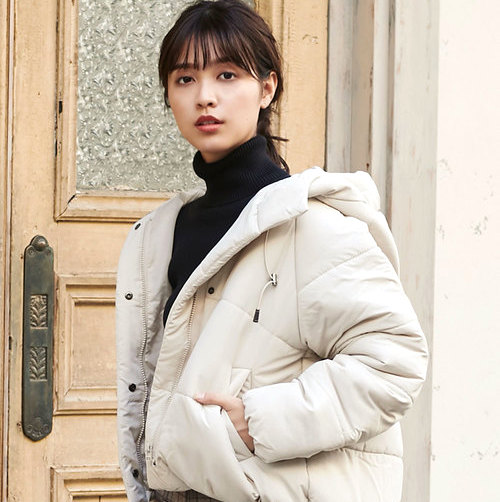 大人女子におすすめ 気軽に羽織れて暖かい 中綿アウター コーデ Folk