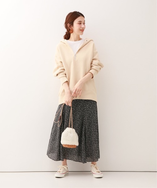 【軽井沢】4月に最適な服装：スカートコーデ5