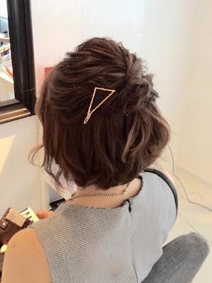 卒園式の髪型は決まった ママにおすすめの華やかヘアスタイルを長さ別にご紹介 Folk