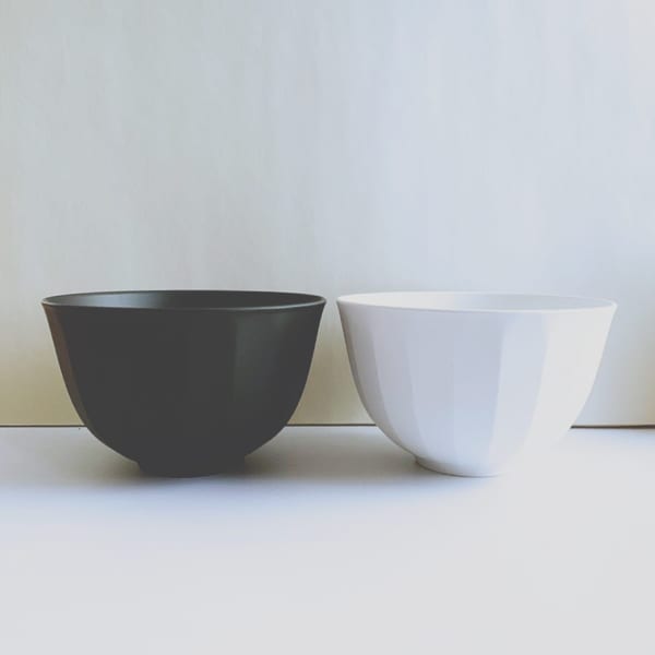 ダイソー の白黒好きにおすすめな食器特集 料理を引き立てるのにぴったり Folk