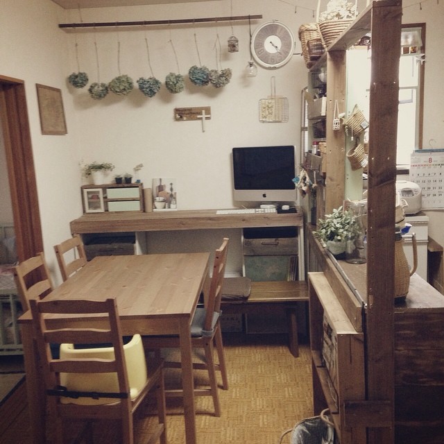 カウンター下の収納diy特集 デッドスペースを無駄にしない活用アイデアをご紹介 Folk