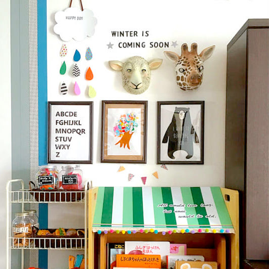 子どもの絵 作品をインテリアに 家族みんなで楽しむ素敵なディスプレイアイディア集 Folk