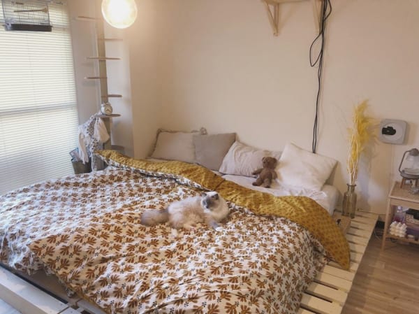 ベッド周りをおしゃれにしたい 真似したい ベッドルーム インテリア Folk