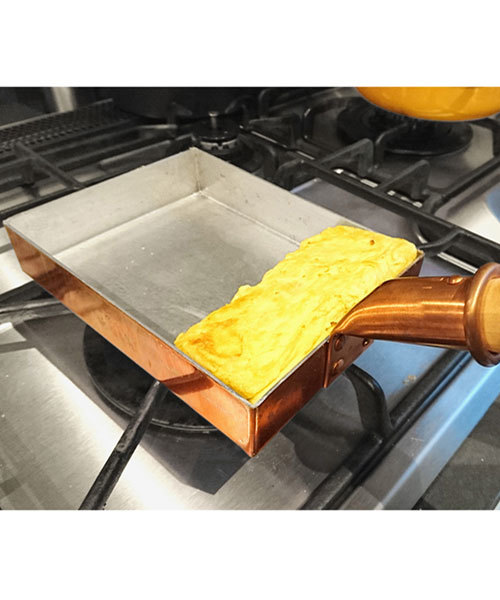 本格的な卵焼きが楽しめる銅製卵焼き器
