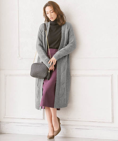 最新 一枚あれば便利 グレーロングカーディガン の正解コーデ特集 Folk