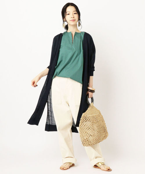 最新 地味見えしない ネイビーロングカーディガンのお手本コーデ特集 Folk